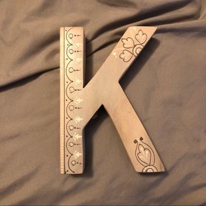 K sign